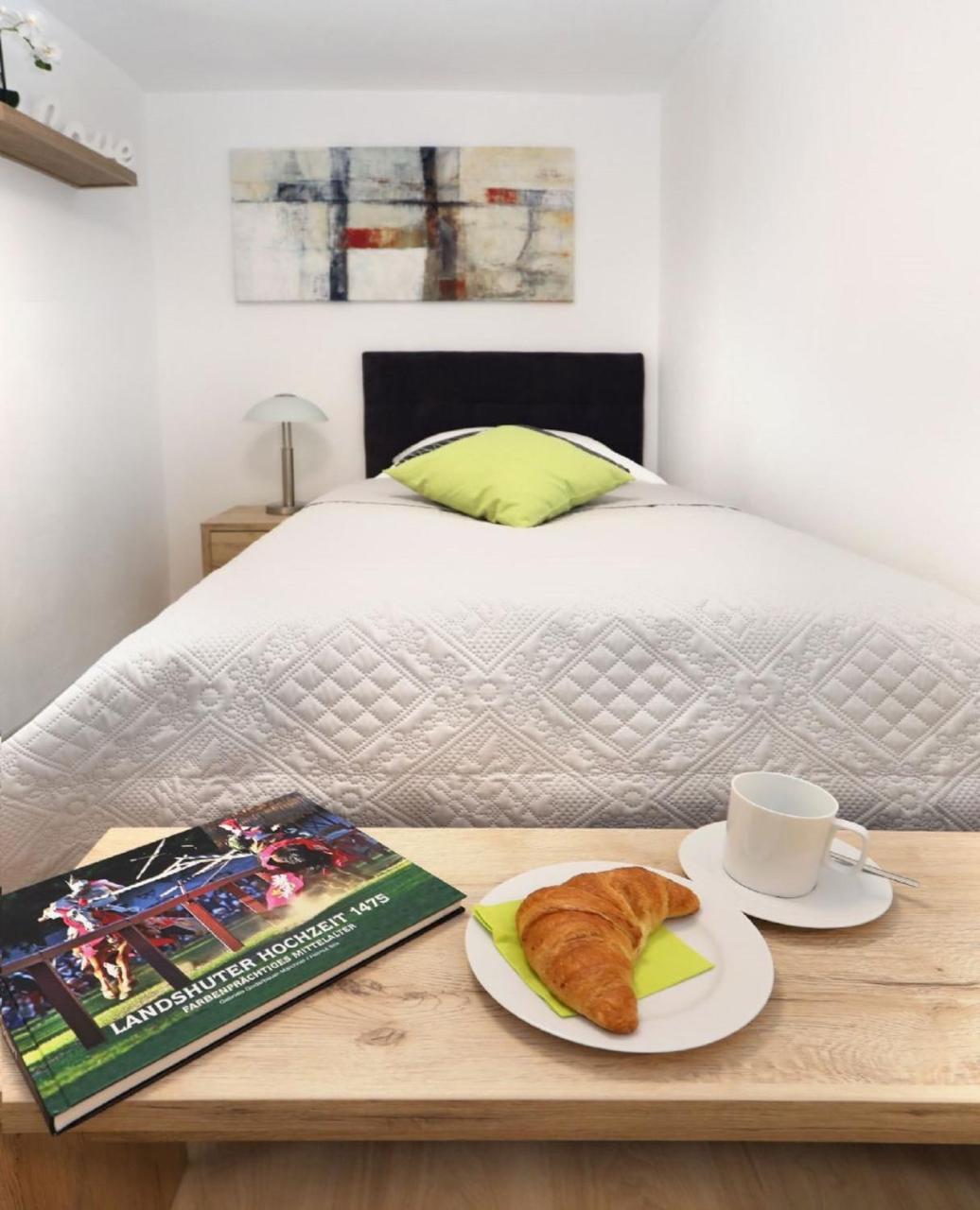 Ferienwohnung Am Regierungsplatz Landshut Ngoại thất bức ảnh